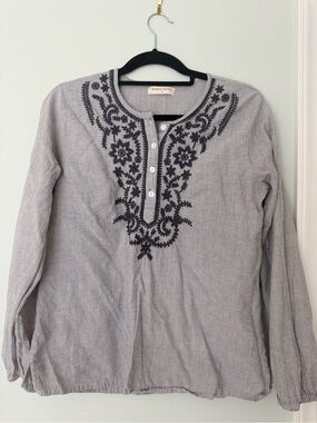 Maison Hotel Gray Embroidered Long-Sleeve Blouse